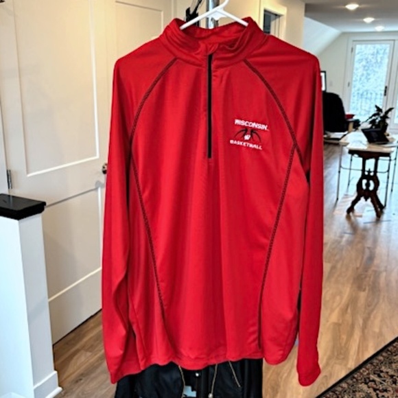 Wisconsin Badgers Quarter Zip Pullover - Men’s Size Large - Picture 1 of 8